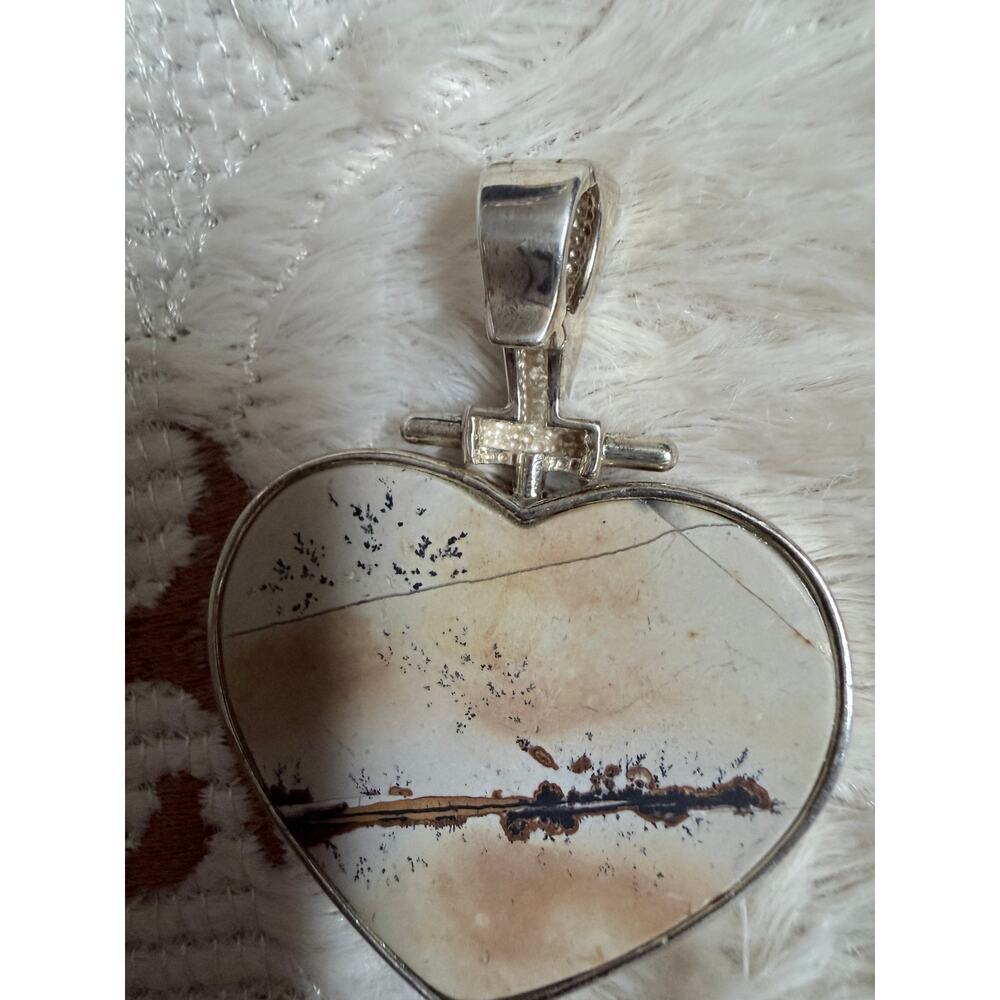 .925  Picture Jasper and Mother of Pearl Heart Pendant “Big Kiss” (X) Bail Opens - Picture 13 of 13